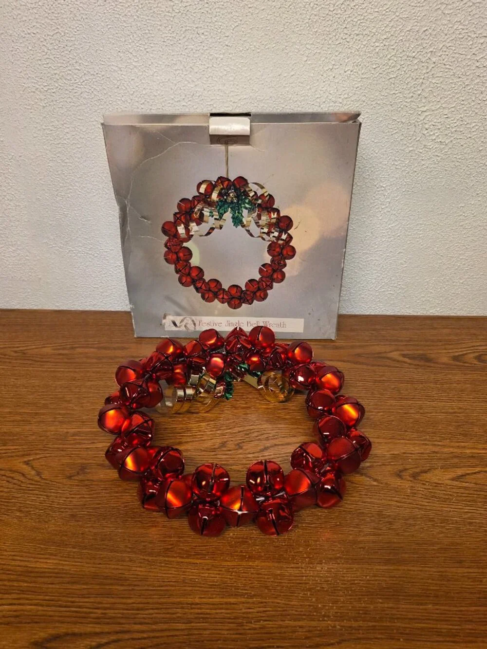 Seasonal Decor Christmas Festive Jingle Bell Wreath 12